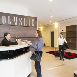 The Colmslie Hotel Reception